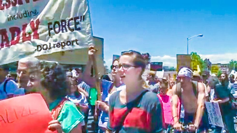 Albuquerque infiltrates, films anti-shooting protest with undercover cop who shot someone