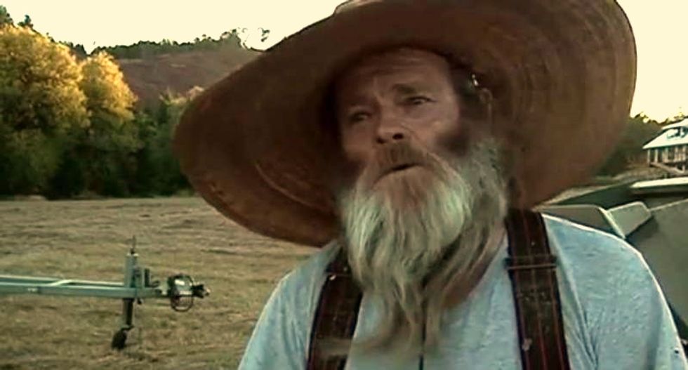 'Got your attention, didn't it?': Oregon Trump voter brags about hanging Clinton in effigy