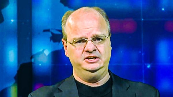 Ex-Navy chaplain tells transgender girl: 'Man up' or get a 'spanking' and an exorcism