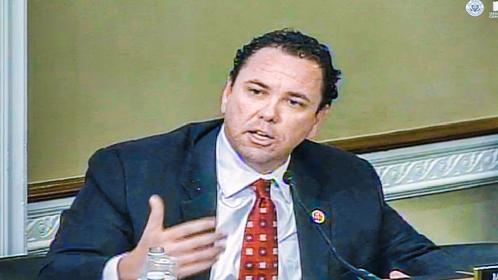 GOP lawmaker defends duct tape pipeline 'fix' in wildlife refuge: That's 'what America is'