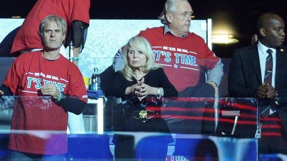Donald Sterling hands the Los Angeles Clippers over to his wife