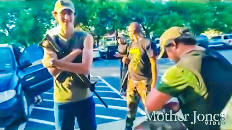 Omaha gun activists lash out at 'anti-gunners' after Texas Roadhouse bans open-carry 'circus'