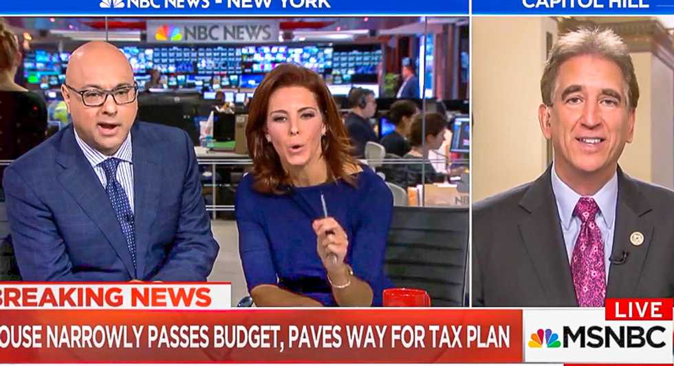 Velshi & Ruhle shred GOPer over tax lies: 'Ignore the fact that I don’t have hair and I’m not really bald'