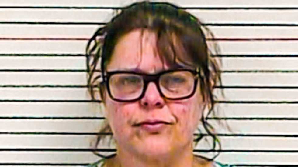 Texas woman shoots and abandons caged mother dog as puppies still try to suckle