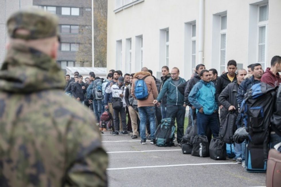 Racist mob in Finland attacks bus full of refugees with rocks and fireworks