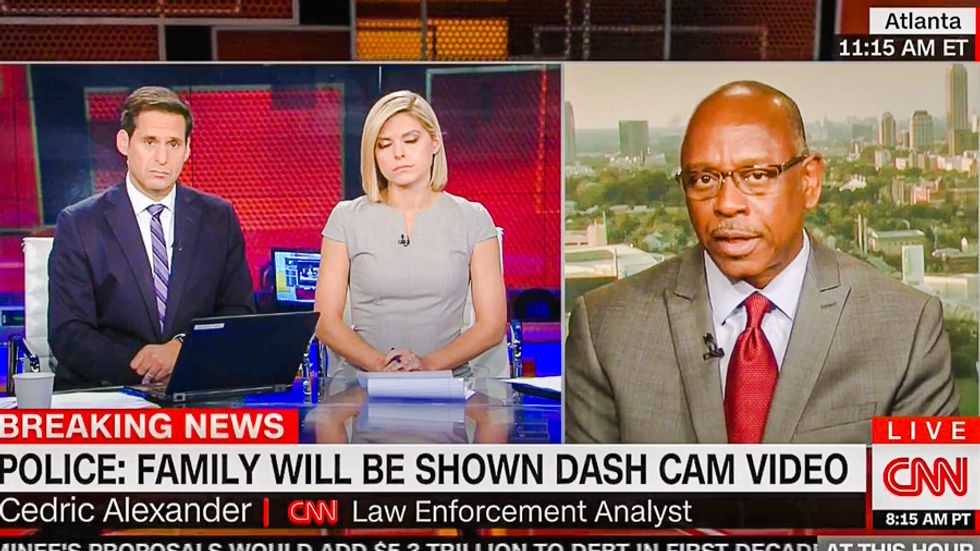 Ex-police chief scolds CNN for blaming Charlotte police shooting on victim's 'criminal past'
