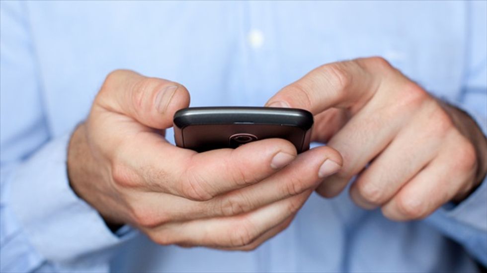 Seattle physician suspended for allegedly 'sexting' during surgery