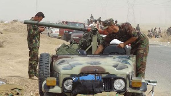Iraqi Kurds take control of disputed areas as jihadists offensive continues
