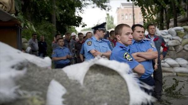 Ukraine braces for Russian gas cut after key wins over rebels