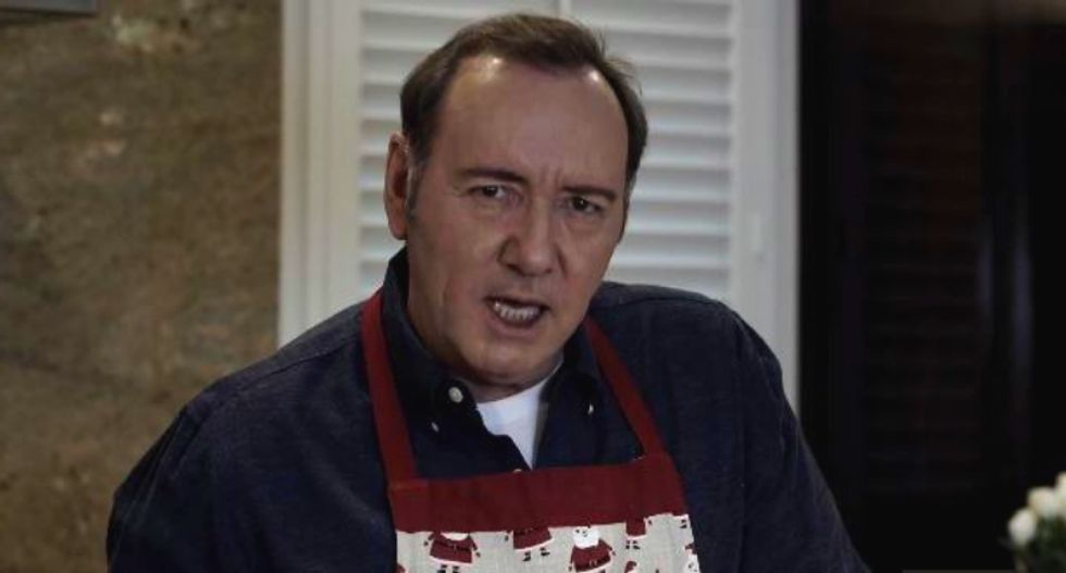 Internet unloads on Kevin Spacey for releasing bizarre ‘House of Cards’ video amid #MeToo felony -- but no apology