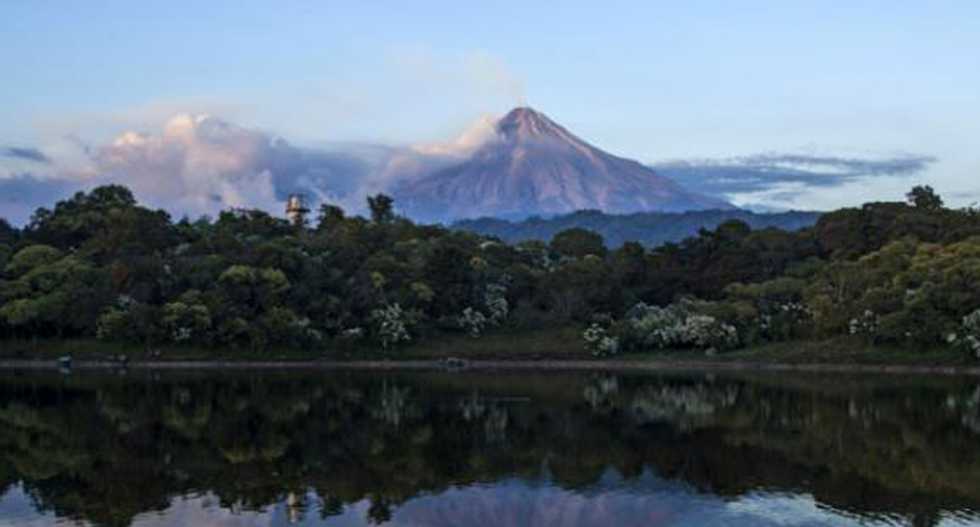 Mexico's Fire Volcano erupts, hamlet evacuated