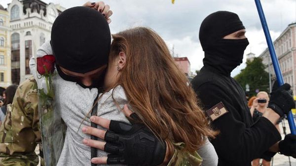 Push to save ceasefire as Kiev threatens to scrape truce