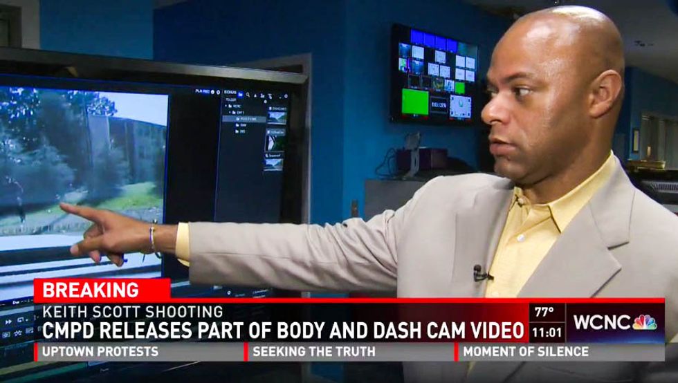 Ex-FBI agent does a frame-by-frame breakdown of the Keith Scott video: 'He’s complying in every way'