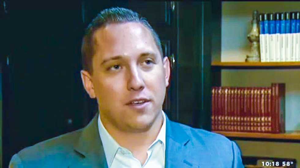 CA anti-gay Baptist pastor calls Hobby Lobby protesters 'bigots' after difficulty parking