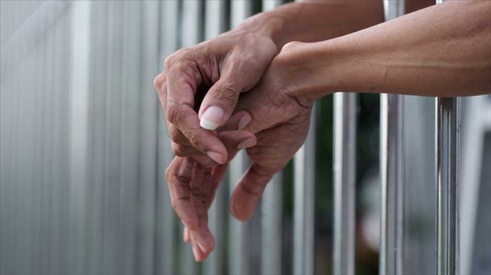 Arizona cop with policy of jailing only Native Americans will keep job until full retirement
