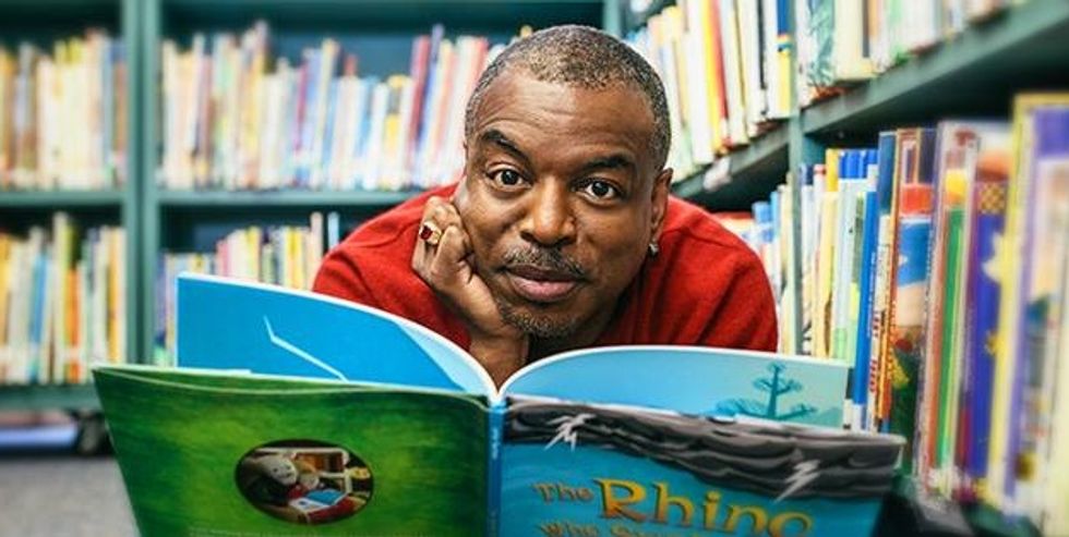 Reading Rainbow's LeVar Burton bombarded with tweets from angry Trump fans who think he's LaVar Ball