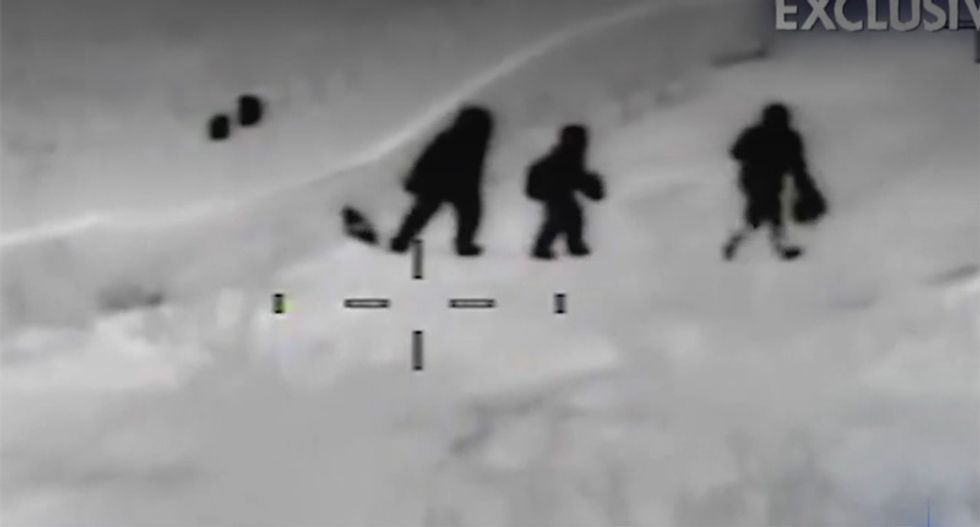 FAIL: Video shows 80 migrants easily crawling under Trump-style border wall in Arizona