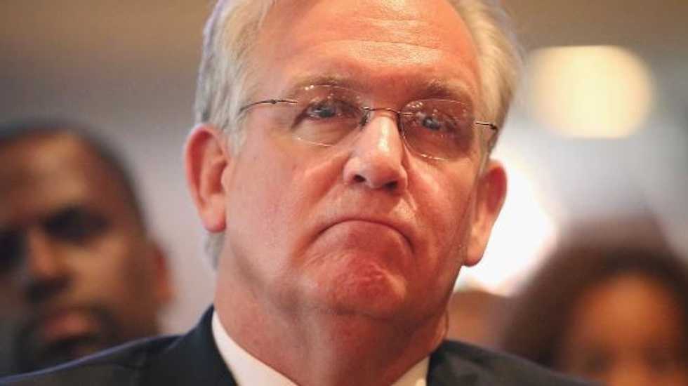 MO governor declares state of emergency in Ferguson, institutes curfew