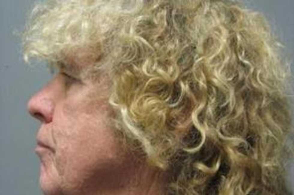 NIH scientist cracks roommate's skull with hammer over death of dog