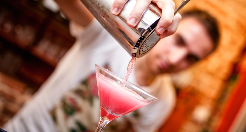 Government rejected a study of alcohol advertising while pursuing alcoholic beverage industry funding for other research
