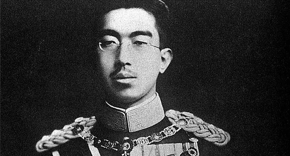 Japanese emperor cautioned against WWII: official history