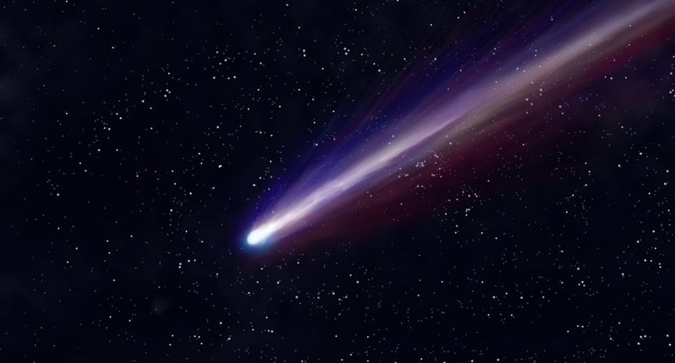 'Dirty icy snowball' comet nears Mars in first ever run towards center of solar system