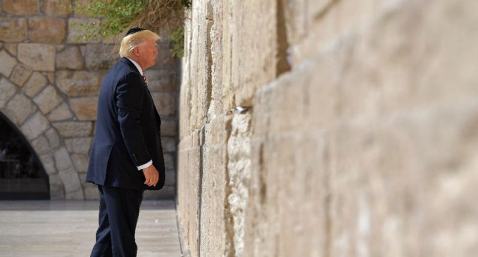 Trump promotes fringe 'Jexodus' group shortly after tweeting sympathy for victims of mosque attack