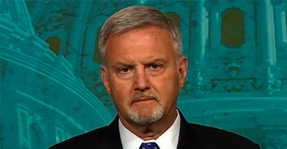 Former Pentagon official Col. Morris Davis blasts Trump for golfing while Hawaii panicked over false missile alert