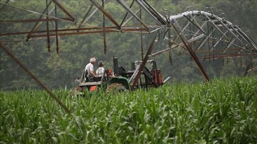 Congress passes bill cutting farmer payments and SNAP benefits