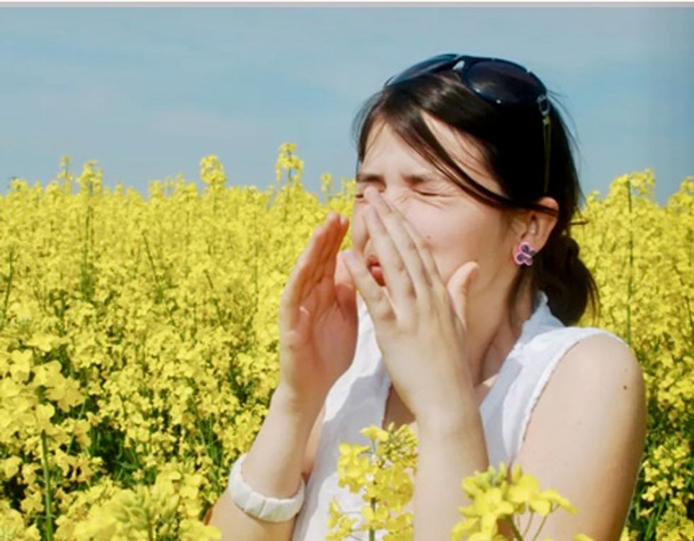 Pollen is getting worse, but you can make things better with these tips from an allergist