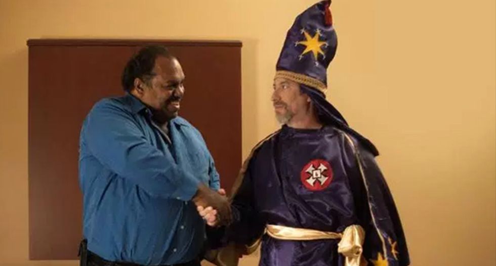 Black piano player used music and friendship to reform 200 white supremacists