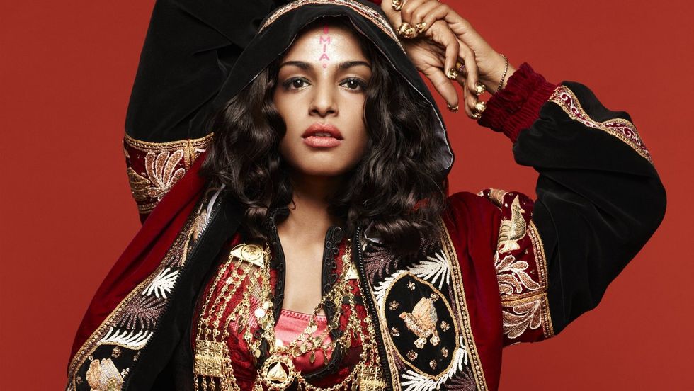 Rapper M.I.A. gives UK concert to protest Julian Assange detention