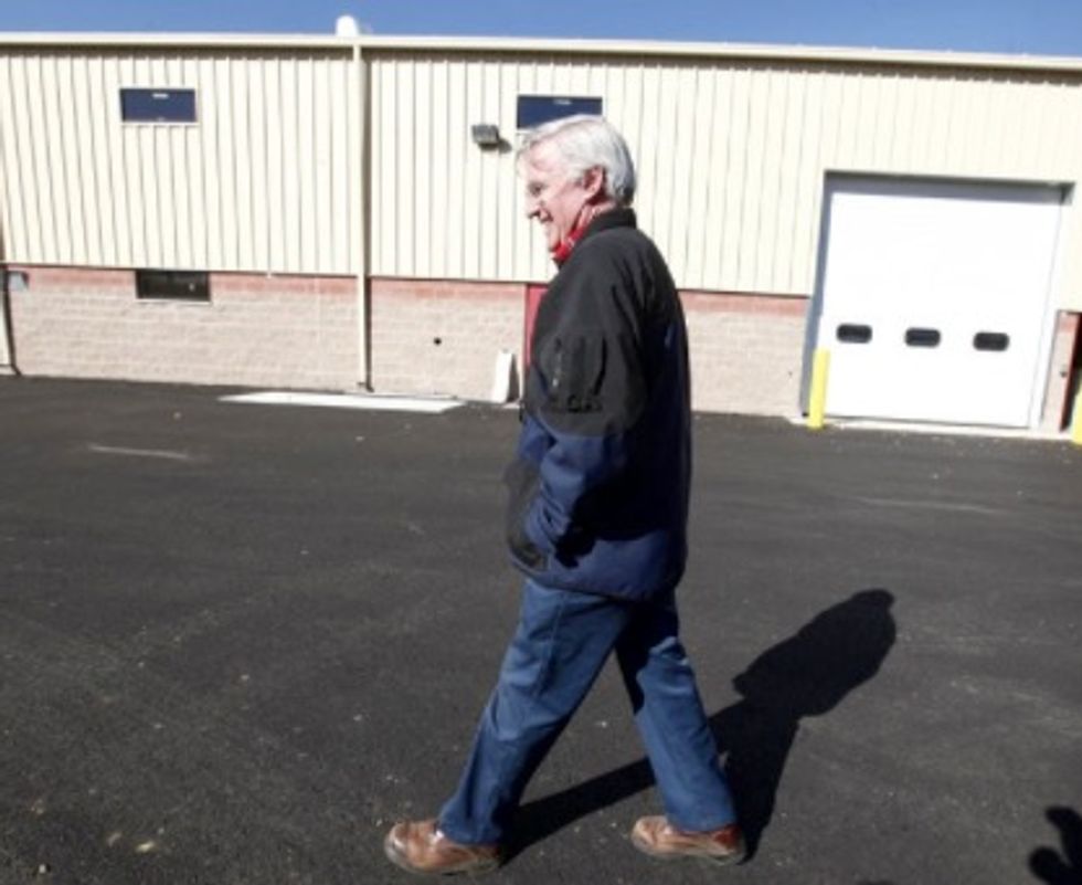 Deputy mayor apologizes for comparing immigrants to raccoons, Trump to an exterminator