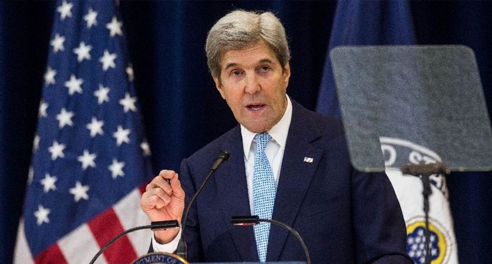 John Kerry warns Israel threatens democracy with settlements on Palestinian land