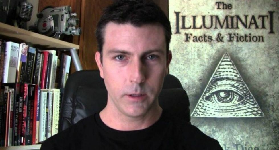 'Heartless d*ck': Florida high schooler smacks down right-wing conspiracist for criticizing how her classmates reacted to shooting