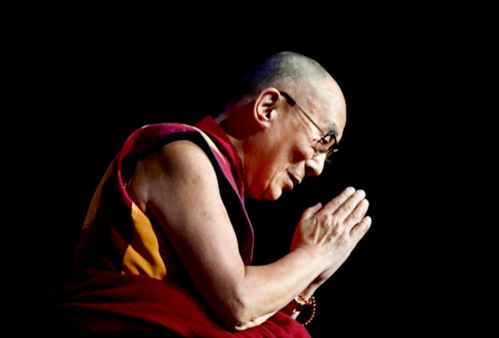 Dalai Lama 'deeply sorry' for comments on women