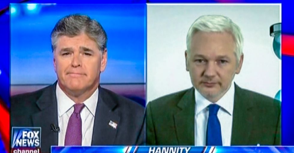 Sean Hannity set to interview Julian Assange at Ecuadorian embassy for Fox News special