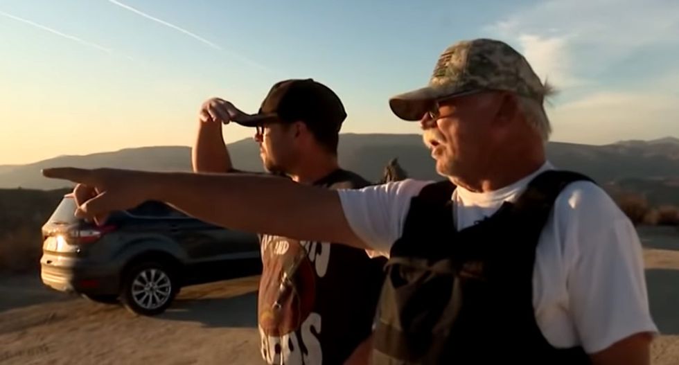 Shocking video shows heavily-armed Trump-loving vigilantes detaining asylum seekers in New Mexico