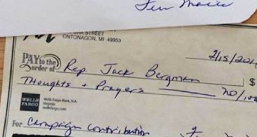 'Thoughts and prayers' check raises eyebrows on social media after the Florida shooting