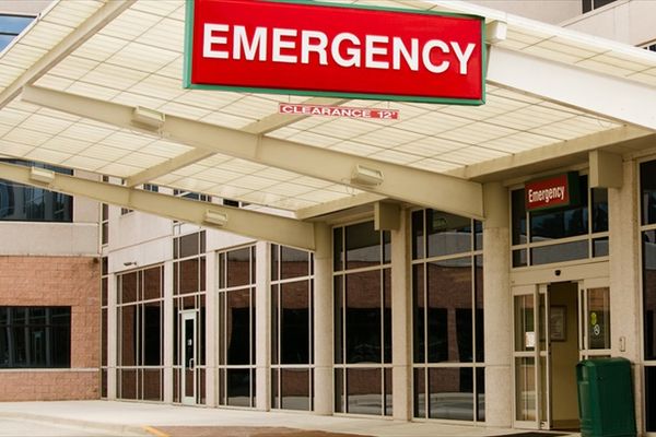 For people with sickle cell disease, ERs can mean life-threatening waits