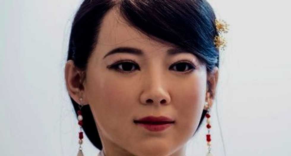 Chinese humanoid robot turns on the charm in Shanghai