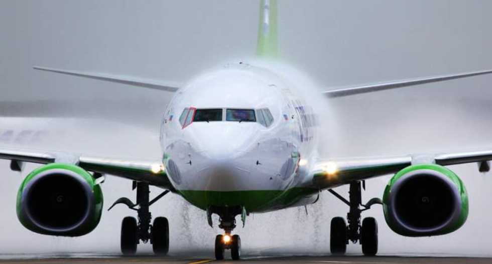 Passengers stranded across two continents after Iceland's WOW air suddenly halts operations