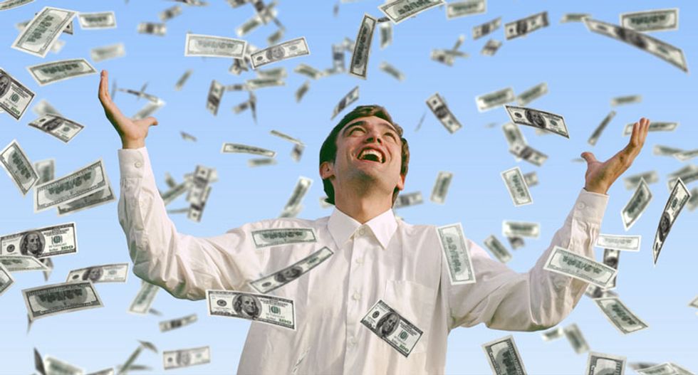 Owners of Indiana pizza parlor with 'no gay wedding' policy on course to be millionaires by Easter