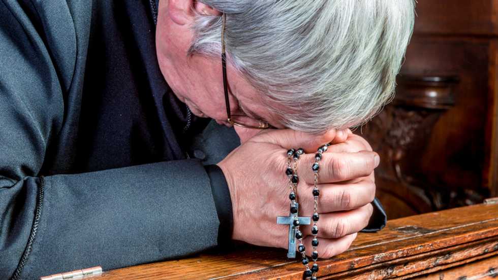 Legal gun owner shoots self kneeling at Easter Mass and hides weapon — but no charges filed