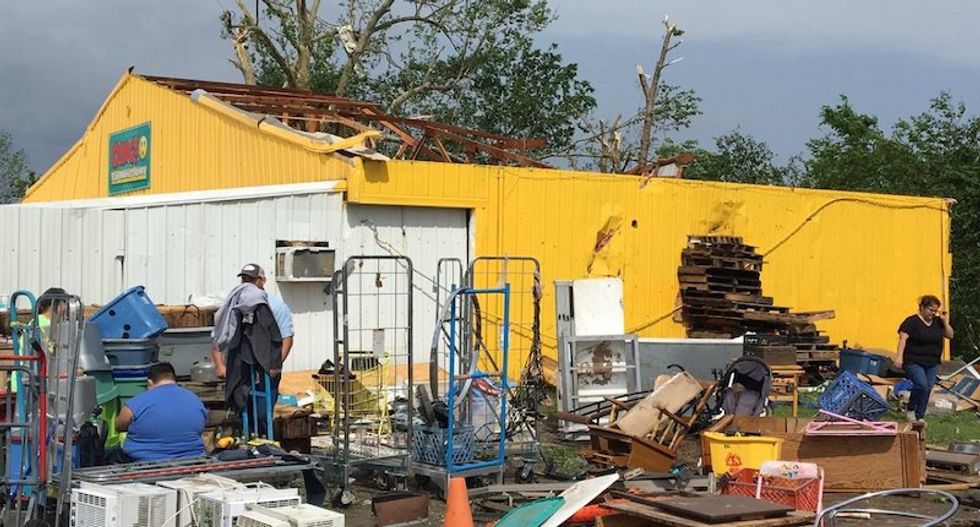 Oklahoma town unable to warn of oncoming tornado because siren has been broken for years