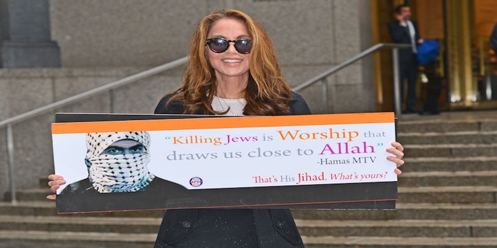 Judge orders NY buses to run 'Killing Jews' ads