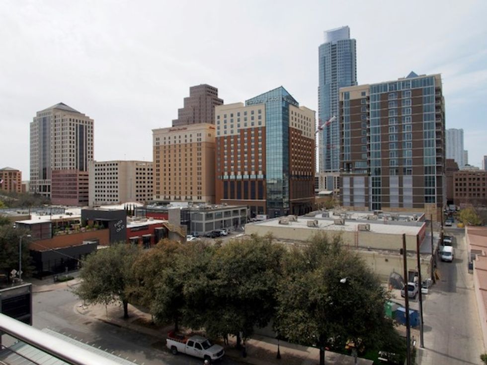 Texas package bombs are linked to same attacker: police