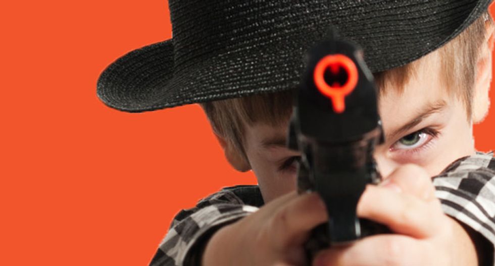 Florida 3-year-old shot one-year-old sibling in the face after both were left alone in car