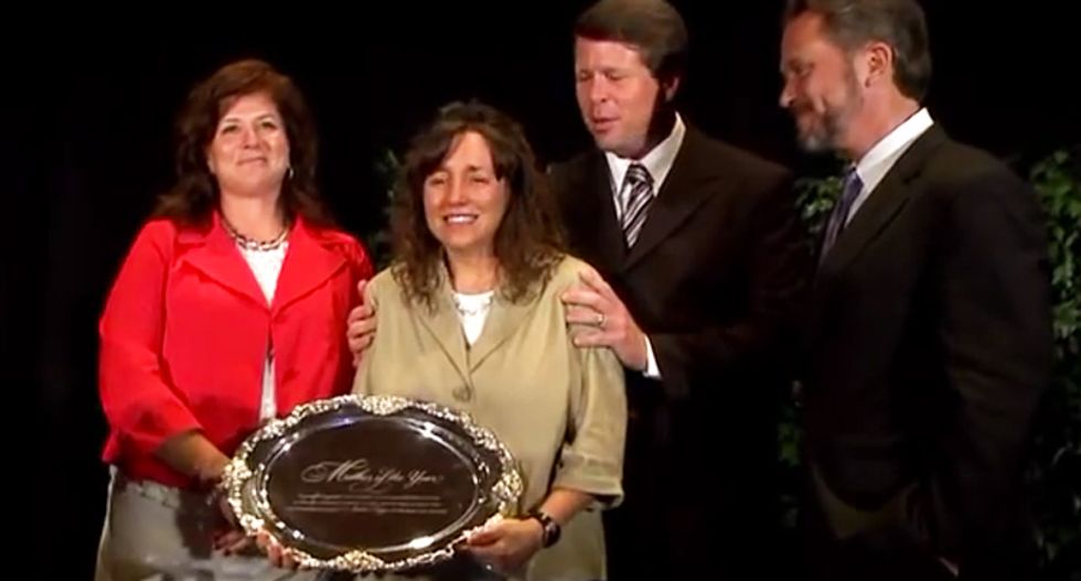Watch Michelle Duggar accept ‘Mother of the Year’ award from pastor who resigned for adultery