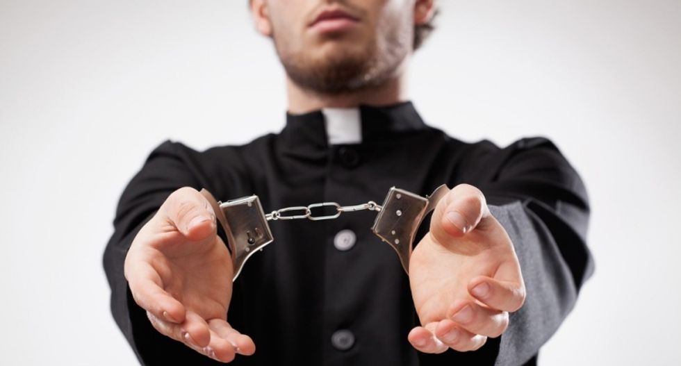 Oregon youth pastor sent to prison after church leader admits to knowing he assaulted teenage boys